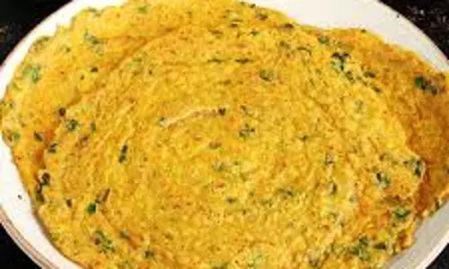 Breakfast:  स्वादिष्ट और सेहतमंद मूंग दाल चीला, नोट करें रेसिपी