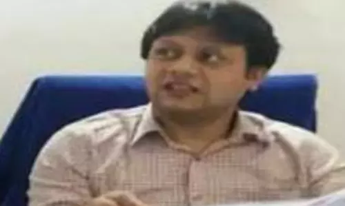 डिप्टी कलेक्टर अमित सिन्हा अब केंद्रीय मंत्री तोखन साहू के पास अटैच डिप्टी कलेक्टर अमित सिन्हा अब केंद्रीय मंत्री तोखन साहू के पास अटैच