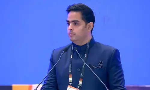 भारत का डेटा भारतीय डेटा सेंटर में ही रहना चाहिए :आकाश अंबानी