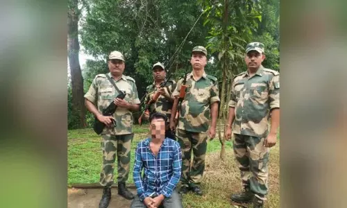 Meghalaya: पश्चिमी गारो हिल्स में बांग्लादेशी नागरिक को गिरफ्तार किया Meghalaya: पश्चिमी गारो हिल्स में बांग्लादेशी नागरिक को गिरफ्तार किया