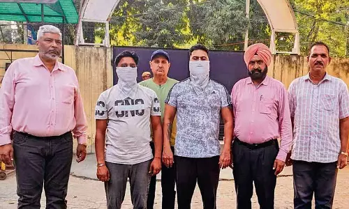 VB ने पूर्व पटवारी को 65 हजार रुपये की रिश्वत लेते पकड़ा