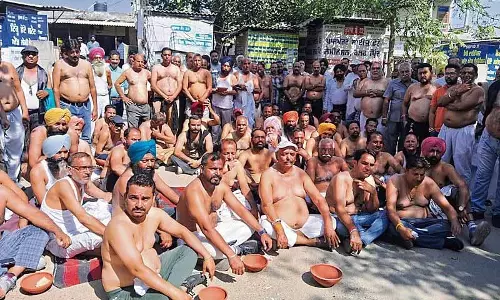 Punjab: बिल्डरों, रियल एस्टेट कारोबारियों ने कलेक्टर दरें वापस लेने की मांग की