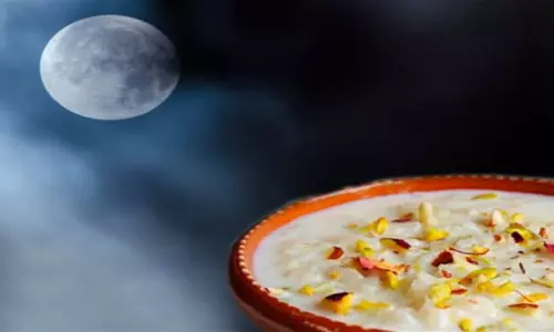 Sharad Purnima पर करें खीर का ये  उपाय,  चंद्र देव की बरसेगी कृपा