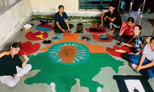 NCC कैडेट प्रशिक्षण शिविर के लिए एकत्रित हुए NCC कैडेट प्रशिक्षण शिविर के लिए एकत्रित हुए