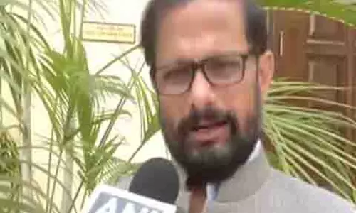 Shiv Sena सांसद नरेश म्हास्के ने राशिद अल्वी के बैलेट पेपर से मतदान के आह्वान की आलोचना की