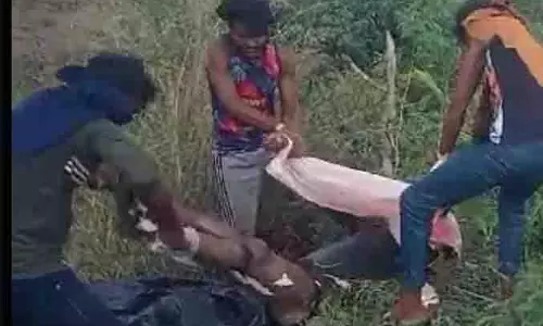 धान के गढ़ा में मिली युवक का शव, फैली सनसनी, मौके पर पहुंची Police