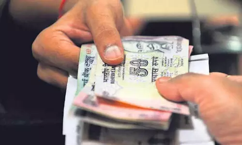Chandigarh: एस्टेट ऑफिस क्लर्क रिश्वत लेते पकड़ा गया