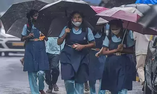 Chennai में स्कूल, कॉलेज, सरकारी कार्यालयों में बारिश के कारण कल अवकाश घोषित