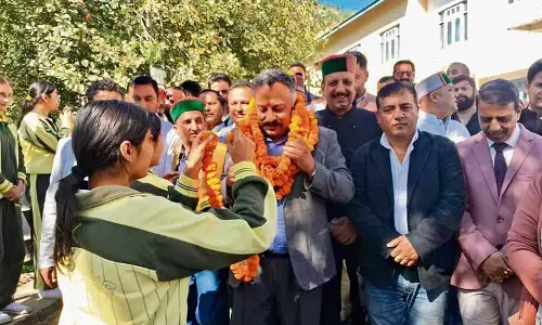 Himachal: शिक्षा मंत्री ने निजी संस्थानों से राष्ट्रीय मूल्यांकन सर्वेक्षण में भाग लेने का आग्रह किया