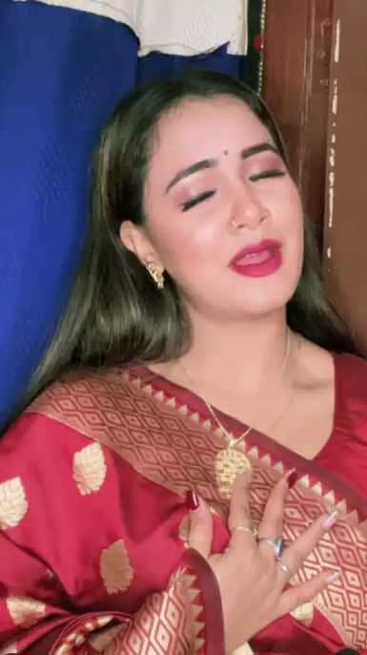 Trisha Kar Madhu का बोल्ड अंदाज