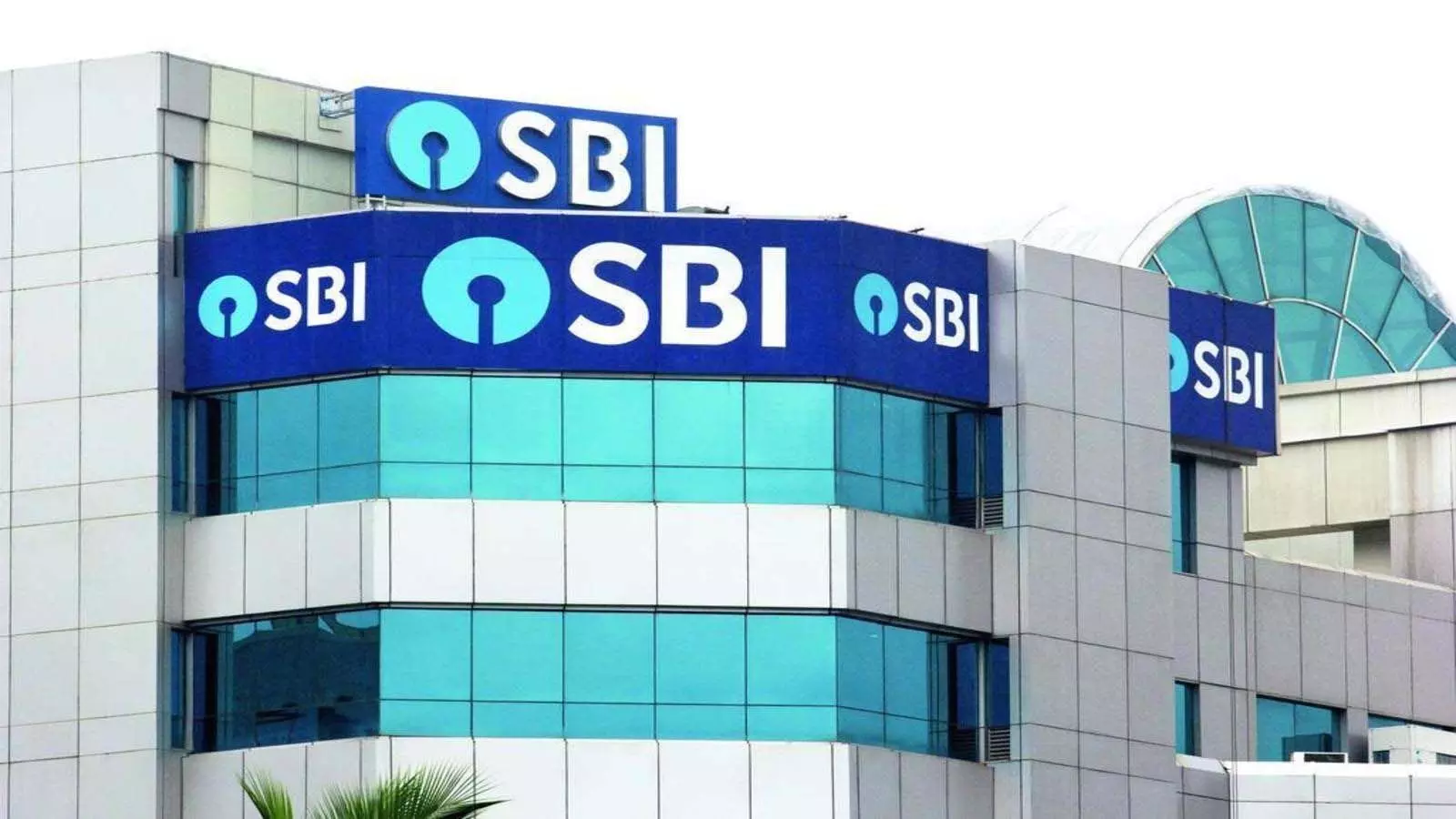 SBI शेयर 0.19% ऊपर