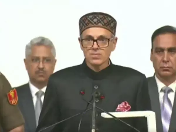 Omar Abdullah ने केंद्र शासित प्रदेश जम्मू-कश्मीर के पहले मुख्यमंत्री के रूप में शपथ ली