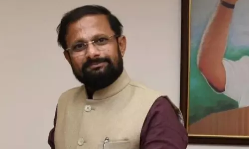महाराष्ट्र में बनेगी महायुति की सरकार : सांसद नरेश म्हास्के महाराष्ट्र में बनेगी महायुति की सरकार : सांसद नरेश म्हास्के