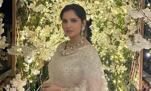 Sania Mirza की दुबई की ताजा तस्वीरें वायरल, दूसरे निकाह की अफवाहों के बीच Sania Mirza की दुबई की ताजा तस्वीरें वायरल, दूसरे निकाह की अफवाहों के बीच