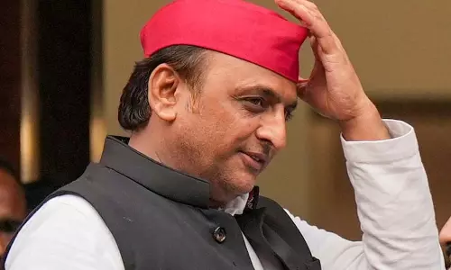 J&K का पूर्ण राज्य का दर्जा बहाल करने का समय आ गया है: अखिलेश