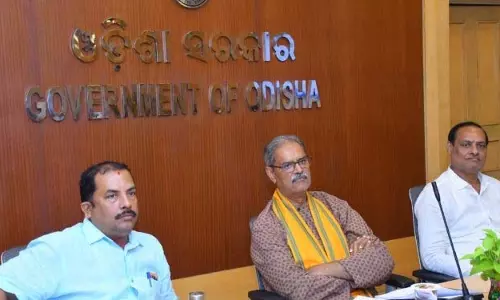 राज्य के बिजली बुनियादी ढांचे को आगे बढ़ाने पर बैठक आयोजित