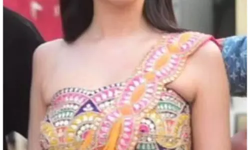 Divya खोसला गुस्से में बोली