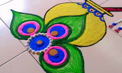 Rangoli कैसे बनाई जाती तो आपको ये दिलचस्प हैक्स जरूर पता होने चाहिए Rangoli कैसे बनाई जाती तो आपको ये दिलचस्प हैक्स जरूर पता होने चाहिए