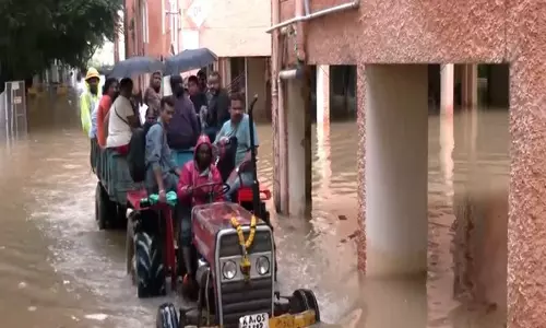 Bengaluru Rains: भारी बारिश के कारण येलहंका उपनगर बारिश के पानी में डूबा