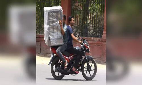 भारत में दोपहिया वाहनों की धड़ाधड़ हुई बिक्री