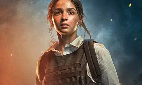 Alia Bhatts की जिगरा नाइट आ गई Alia Bhatts की जिगरा नाइट आ गई