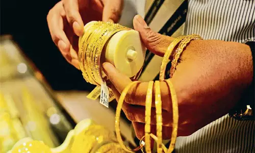 Gold की कीमत अब तक के उच्चतम स्तर पर पहुंच गई चांदी की कीमत में  बदलाव