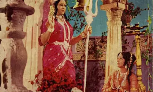 Jai Santoshi Maa के साथ धर्मेंद्र और अमिताभ बच्चन की कई फिल्में फ्लॉप हो गई Jai Santoshi Maa के साथ धर्मेंद्र और अमिताभ बच्चन की कई फिल्में फ्लॉप हो गई