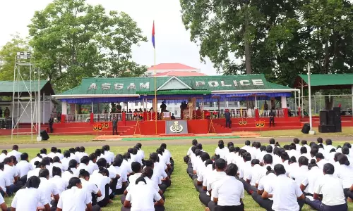 Assam डीजीपी ने गोलाघाट जिले में गोवा पुलिस कांस्टेबलों के लिए प्रशिक्षण शुरू Assam डीजीपी ने गोलाघाट जिले में गोवा पुलिस कांस्टेबलों के लिए प्रशिक्षण शुरू