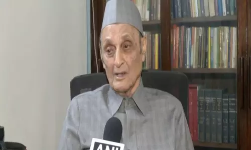 उमर अब्दुल्ला के CM पद की शपथ लेने के बाद कांग्रेस नेता करण सिंह ने कही ये बात उमर अब्दुल्ला के CM पद की शपथ लेने के बाद कांग्रेस नेता करण सिंह ने कही ये बात