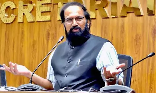 Telangana: महाराष्ट्र चुनाव के लिए मंत्री उत्तम और सीताक्का को वरिष्ठ पर्यवेक्षक नियुक्त किया