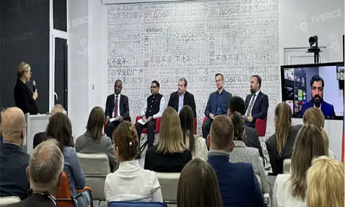 BRICS देशों के बीच सहयोग होगा मजबूत, BRICS+ सूचना और सांस्कृतिक मीडिया केंद्र परियोजना का हुआ उद्घाटन BRICS देशों के बीच सहयोग होगा मजबूत, BRICS+ सूचना और सांस्कृतिक मीडिया केंद्र परियोजना का हुआ उद्घाटन