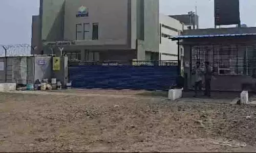 एक को बचाने की कोशिश में 4 लोग Gas Tank में कूदे, पांचों की मौत