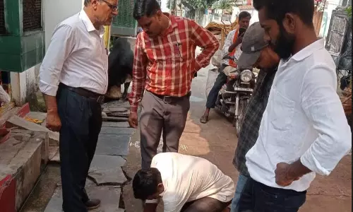 निगम कर्मियों ने पीलिया संभावित क्षेत्रों का किया दौरा
