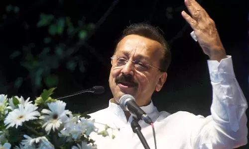 बाबा सिद्दीकी हत्याकांड से जुड़ी बड़ी खबर, बेटे पुलिस कमिश्नर से मिलने पहुंचे