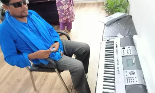 ऑर्गन ने दी नई दिशा, दृष्टिबाधित काशी राम ने बनाया मानस मंडली म्यूजिक बैंड