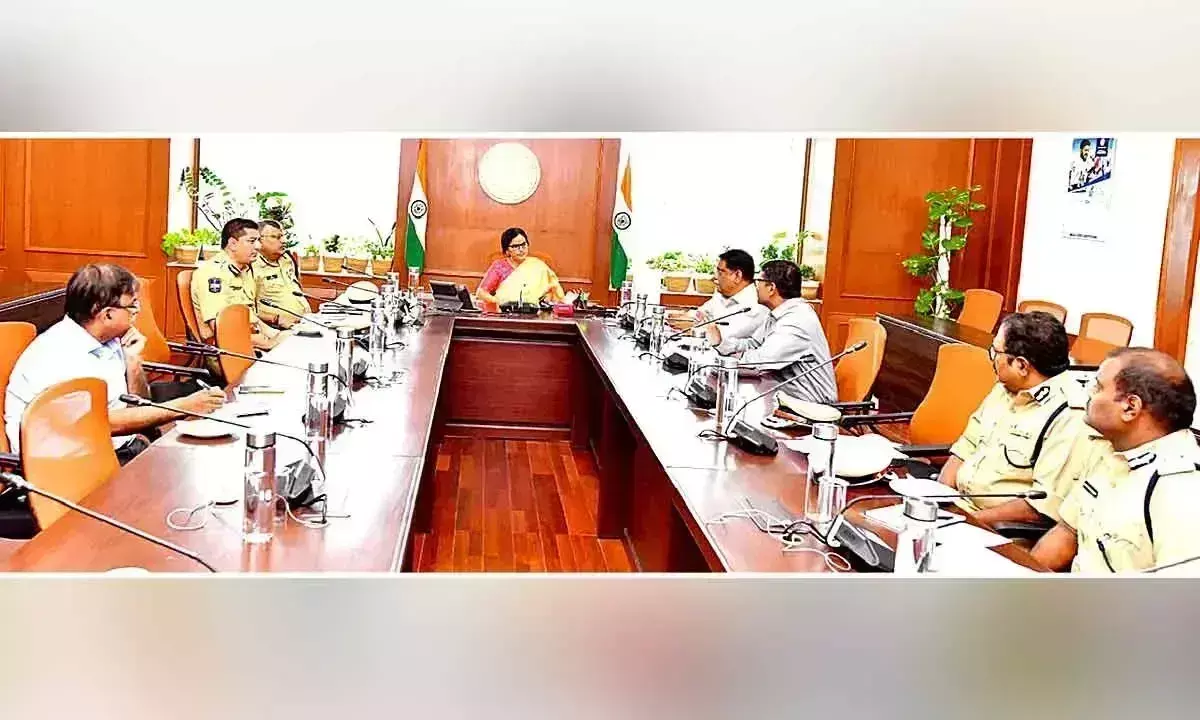 मुख्य सचिव ने Officers को राज्य आपदा मोचन बल गठित करने के निर्देश दिए मुख्य सचिव ने Officers को राज्य आपदा मोचन बल गठित करने के निर्देश दिए