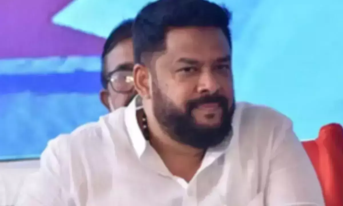 Karnataka आदिवासी कल्याण मामला: अदालत ने नागेंद्र को सशर्त जमानत दी Karnataka आदिवासी कल्याण मामला: अदालत ने नागेंद्र को सशर्त जमानत दी
