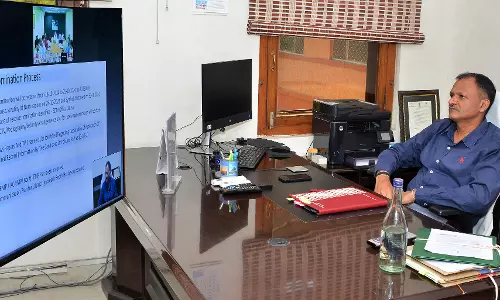 Jaipur: मुख्य निर्वाचन अधिकारी निर्वाचन, पुलिस एवं प्रशासनिक अधिकारियों के साथ तैयारियों की समीक्षा Jaipur: मुख्य निर्वाचन अधिकारी निर्वाचन, पुलिस एवं प्रशासनिक अधिकारियों के साथ तैयारियों की समीक्षा
