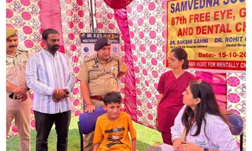 Jammu: केशव चोपड़ा ने मुस्कान होम में लगाया निःशुल्क स्वास्थ्य जांच शिविर Jammu: केशव चोपड़ा ने मुस्कान होम में लगाया निःशुल्क स्वास्थ्य जांच शिविर