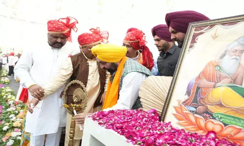 Punjab सरकार संविदा सफाई कर्मचारियों के लिए नियमितीकरण नीति पर विचार कर रही