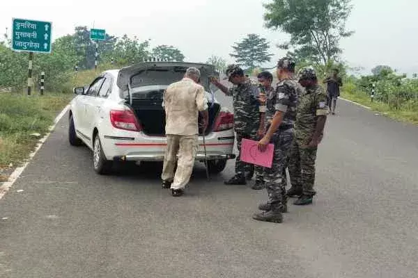 Dhanbad: झारखंड-बंगाल सीमा पर वाहनों की जांच शुरू