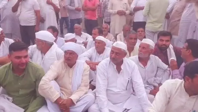 Shamli: किसानों ने बकाया गन्ना भुगतान की मांग को लेकर जाम लगाया