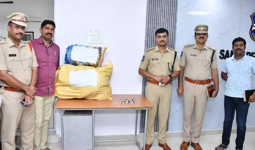 Sangareddy पुलिस ने एक अनुभवी तस्कर को पकड़ा, 40 किलो गांजा जब्त