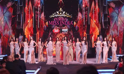 Femina Miss India 2024: स्टेट विजेताओं ने ग्रैंड फिनाले में जलवा बिखेरा Femina Miss India 2024: स्टेट विजेताओं ने ग्रैंड फिनाले में जलवा बिखेरा