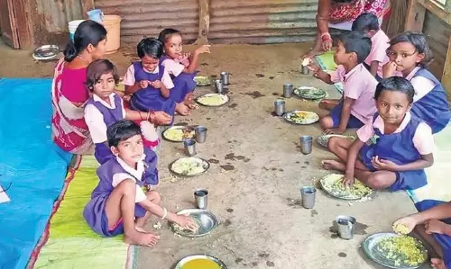 आंगनवाड़ी केंद्रों को पुरानी वर्दी दिए जाने पर CDPO पर शिकंजा