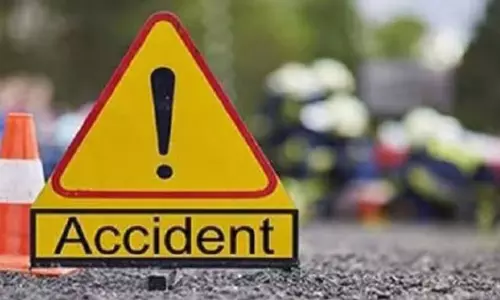 चॉकलेट खरीदने जा रही बच्ची को बाइक ने रौंदा, मौत