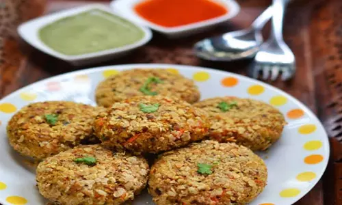अंकुरित मूंगदाल टिक्की : नाश्ते के लिए शानदार विकल्प अंकुरित मूंगदाल टिक्की : नाश्ते के लिए शानदार विकल्प