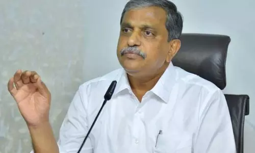 TDP कार्यालय पर हमले के मामले में पुलिस ने सज्जला को तलब किया TDP कार्यालय पर हमले के मामले में पुलिस ने सज्जला को तलब किया