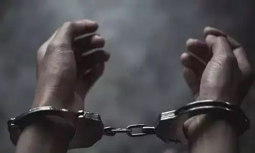 Assam : कांग्रेस की रैली में हिंसा, 8 भाजपा कार्यकर्ताओं पर मामला दर्ज Assam : कांग्रेस की रैली में हिंसा, 8 भाजपा कार्यकर्ताओं पर मामला दर्ज