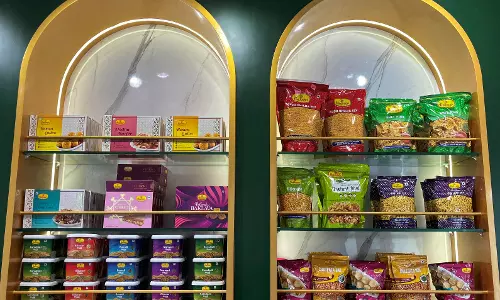 Haldiram स्नैक्स के प्रवर्तकों ने शेयर बिक्री योजना में बदलाव किया